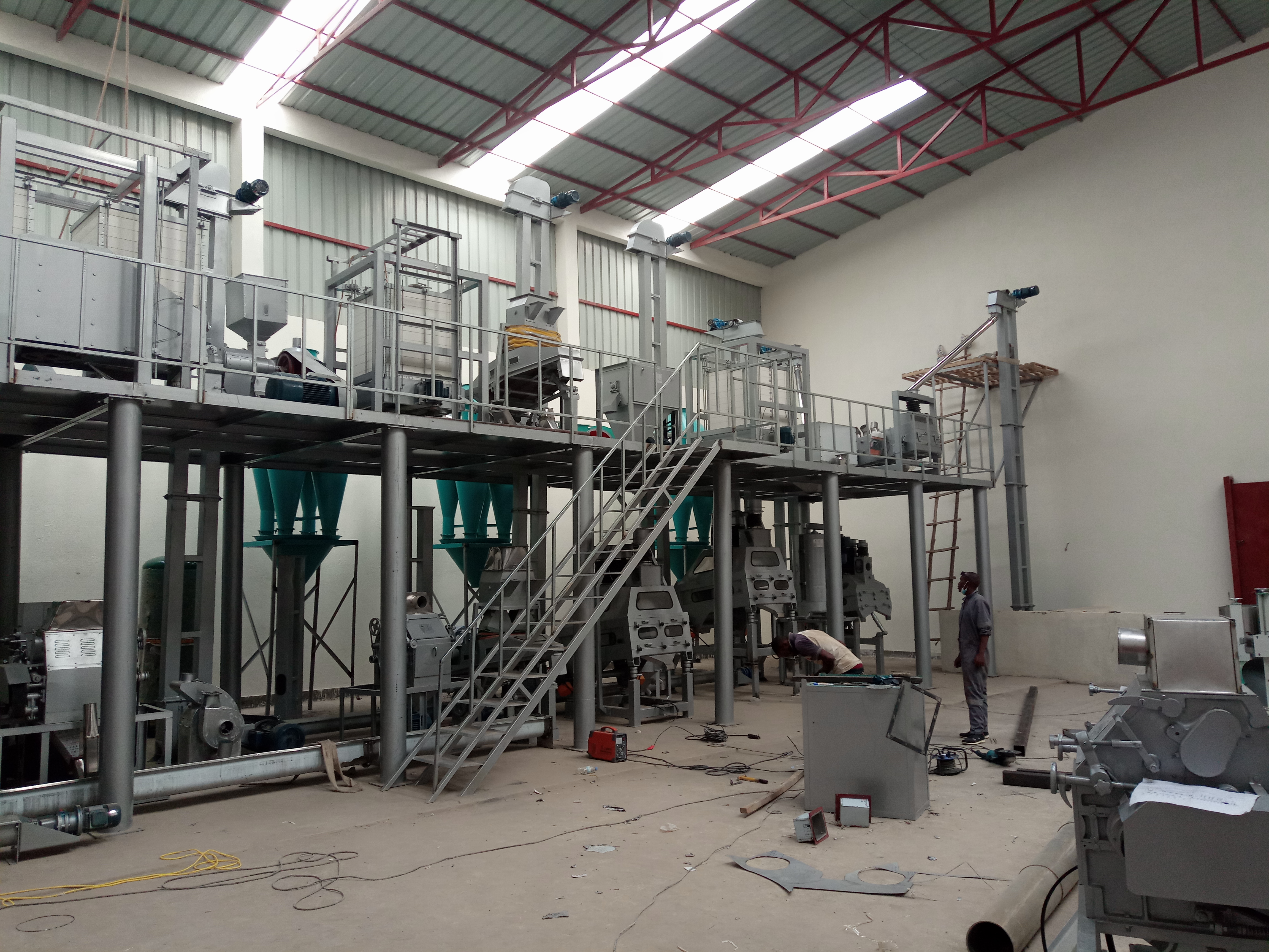 Maize floor processing machinery installation and commissioning